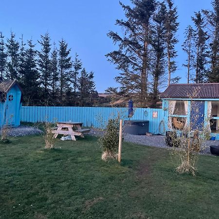 Bankhead Accommodation With Hot Tub Aberdeenshire Gamrie Exterior photo